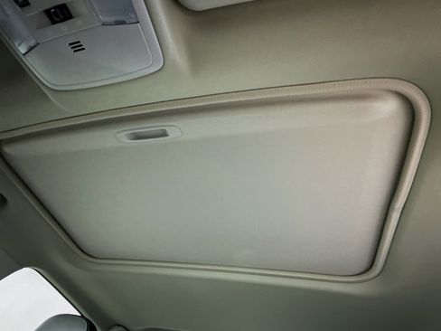 Used 2017 Toyota RAV4 Limited image 26