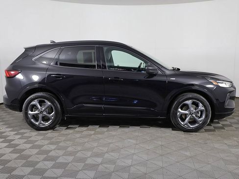 Used 2023 Ford Escape ST-Line w/ Tech Pack #1 AWD/4WD image 18