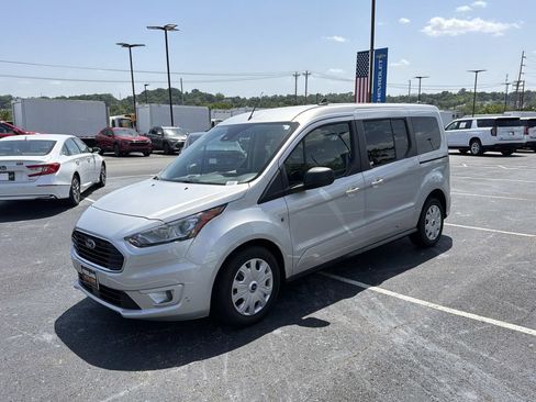 Used 2022 Ford Transit Connect XLT FWD image 7