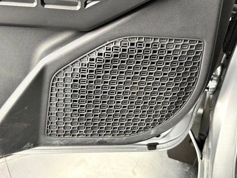 Certified 2025 Toyota Tacoma SR5 image 19