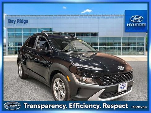 Used 2023 Hyundai Kona SEL AWD/4WD image 1