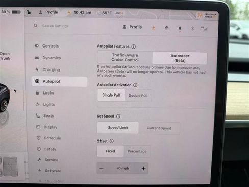 Used 2023 Tesla Model 3 Standard Range image 23