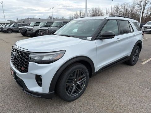 New 2026 Ford Explorer ST w/ Sun And Sound Package AWD/4WD image 7