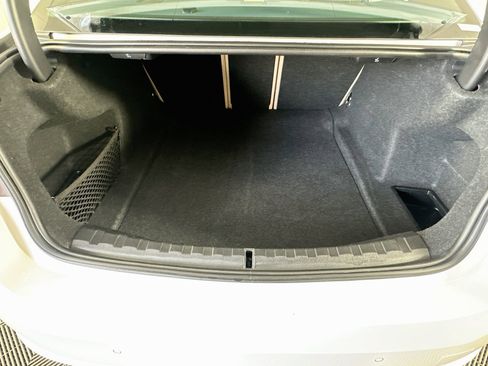 Used 2025 BMW 330i Sedan RWD image 31