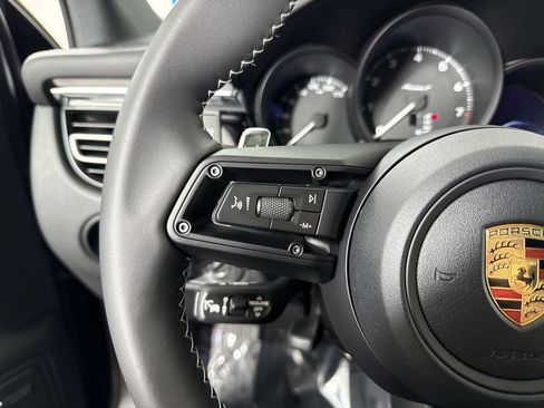 Certified 2026 Porsche Macan Turbo AWD/4WD image 38