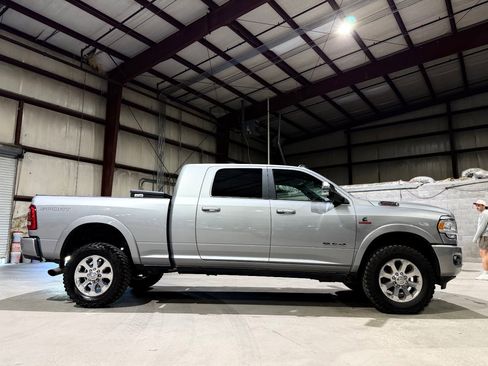 Used 2021 RAM 2500 Laramie AWD/4WD image 4