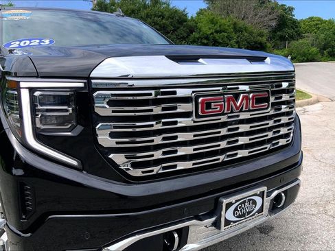 Used 2023 GMC Sierra 1500 Denali w/ Technology Package AWD/4WD image 29