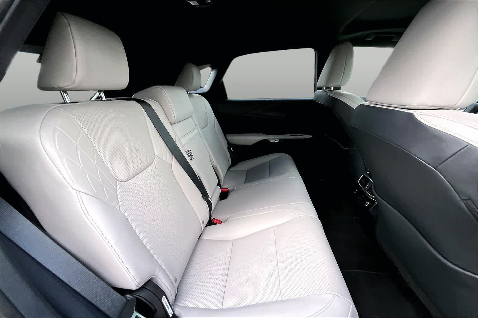 Used 2026 Lexus RX 350 Premium Plus FWD image 20