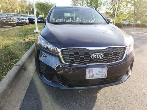 Used 2020 Kia Sorento S image 1