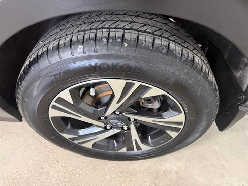 Certified 2024 Subaru Crosstrek 2.0i Premium AWD/4WD image 9