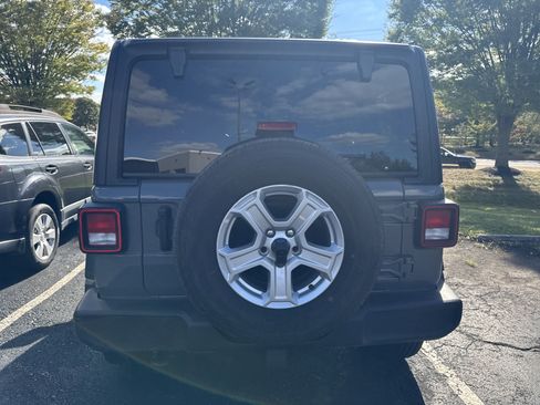 Certified 2022 Jeep Wrangler Unlimited Sport image 5