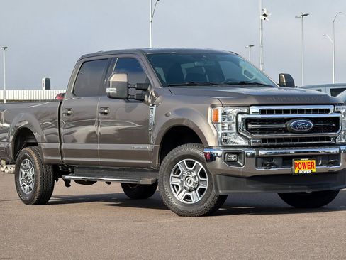 Used 2021 Ford F250 Lariat w/ Lariat Value Package image 2