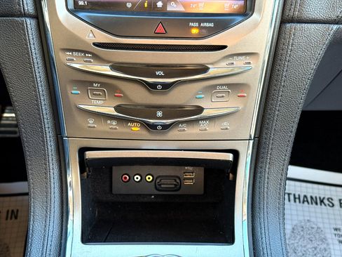 Used 2014 Lincoln MKX AWD w/ Equipment Group 102A image 66