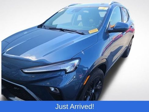 Used 2024 Buick Encore GX Sport Touring AWD/4WD image 1