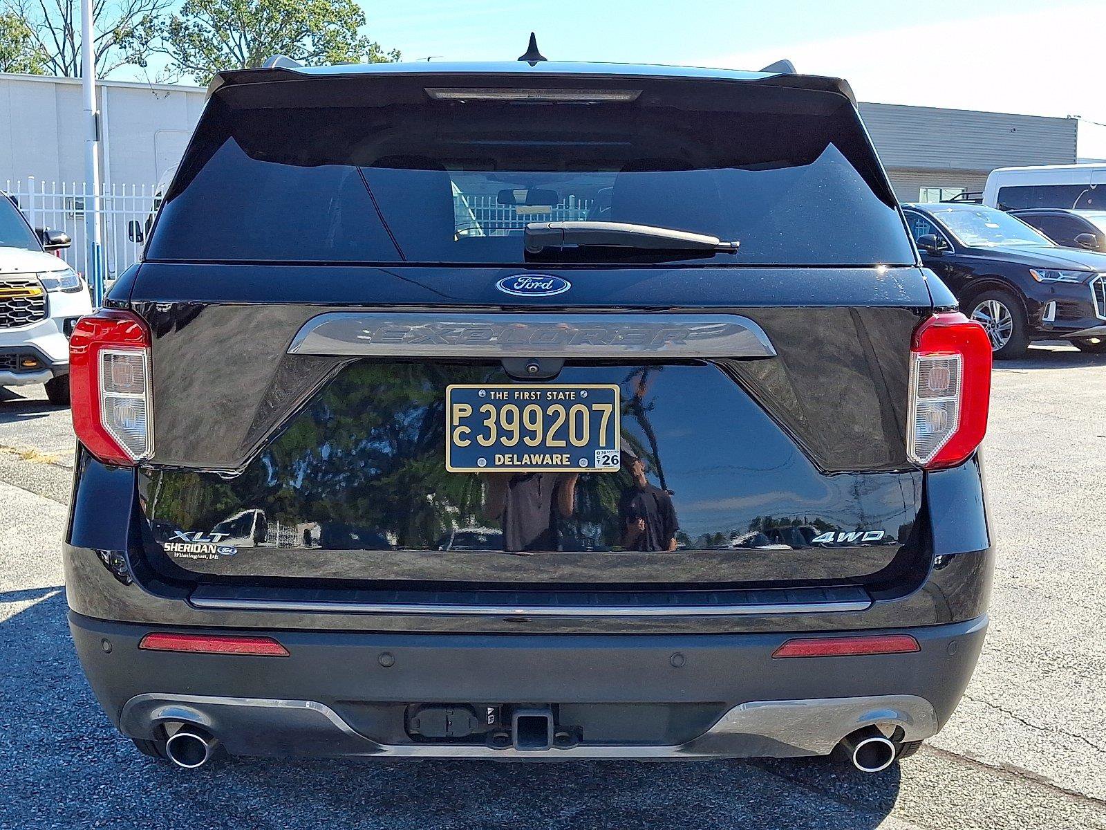 Certified 2023 Ford Explorer XLT w/ Equipment Group 202A AWD/4WD image 6