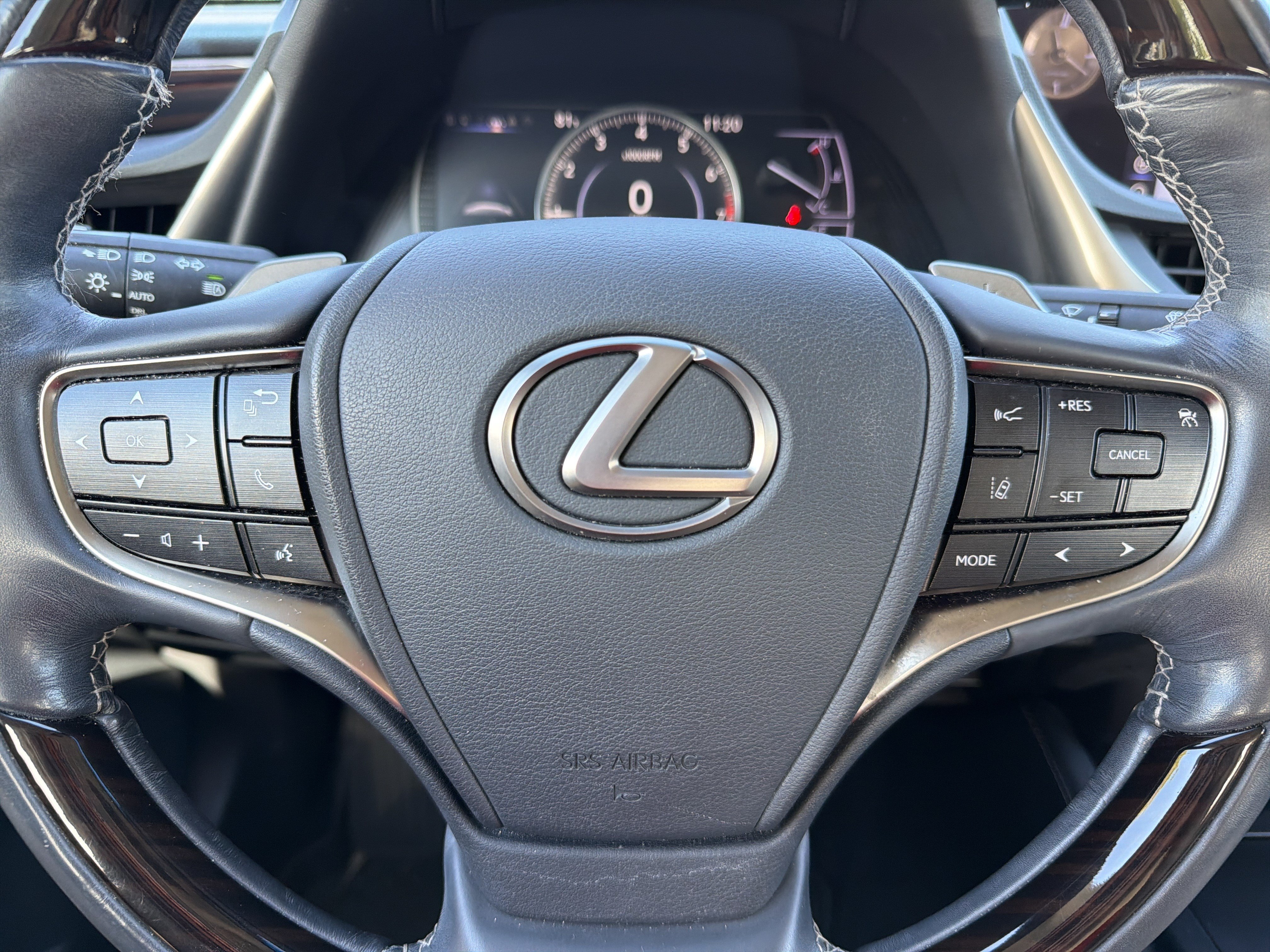 Used 2019 Lexus ES 350 w/ Premium Package FWD image 13
