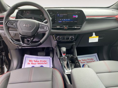 New 2025 Chevrolet TrailBlazer RS w/ Convenience Package image 10