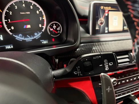 Used 2016 BMW X5 M image 38