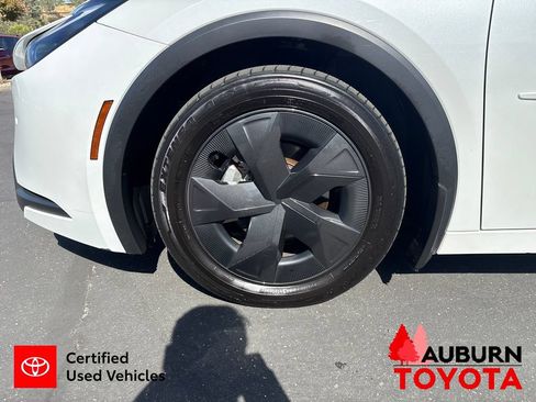 Certified 2024 Toyota Prius LE FWD image 24