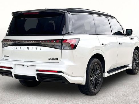 Used 2025 INFINITI QX80 Sensory w/ Premium Cargo Package image 2