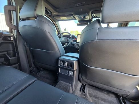 Used 2025 Toyota 4Runner TRD Off-Road Premium AWD/4WD image 18