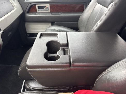 Used 2012 Ford F150 Lariat w/ Lariat Chrome Pkg image 19