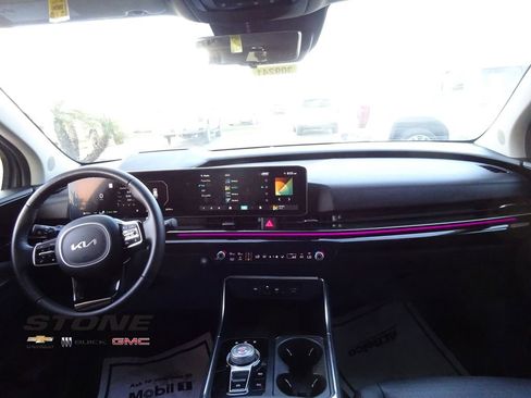 Used 2025 Kia Carnival SX Prestige image 25