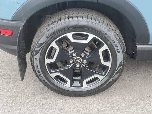 Certified 2023 Ford Bronco Sport Outer Banks w/ Tech Package AWD/4WD image 5