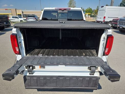 Used 2024 GMC Sierra 1500 Denali w/ Technology Package AWD/4WD image 35