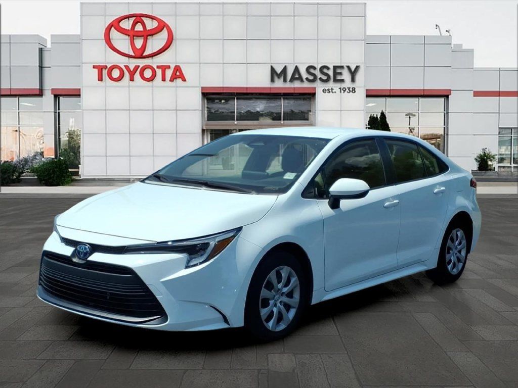 Used 2024 Toyota Corolla LE FWD image 7