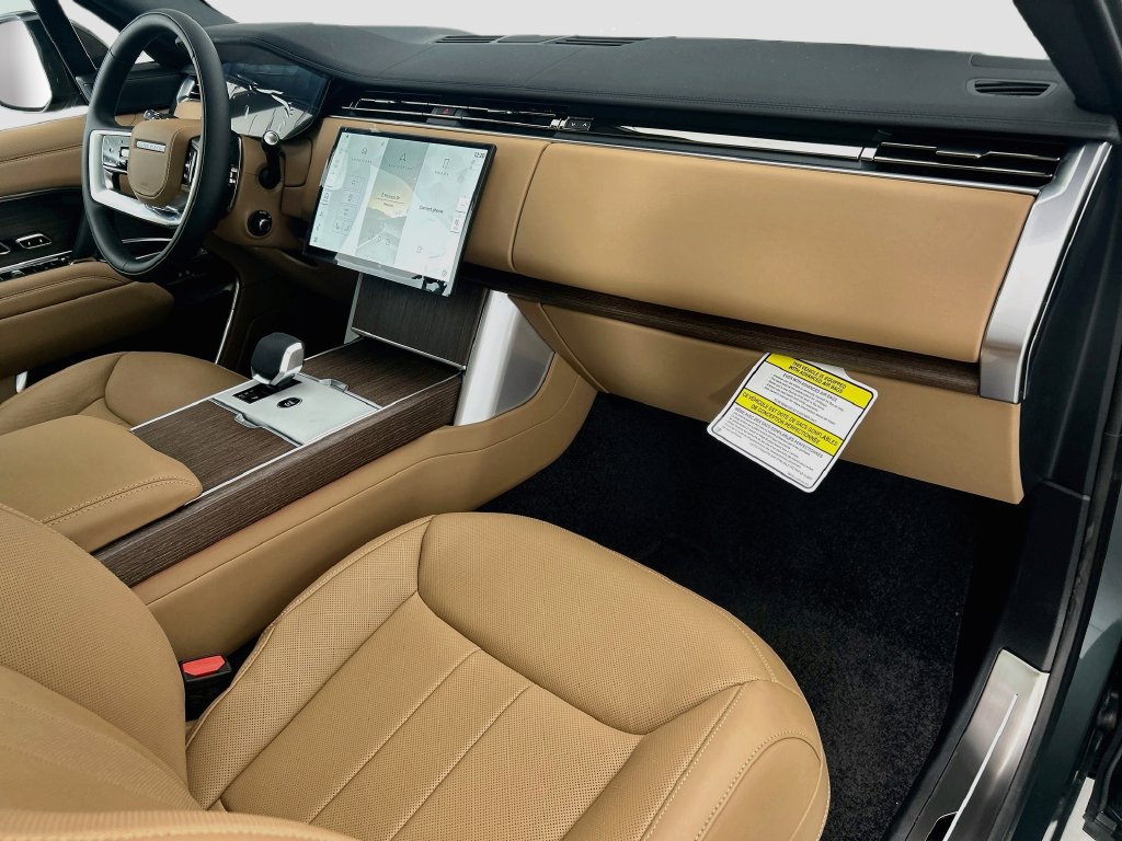 New 2026 Land Rover Range Rover SE AWD/4WD image 16