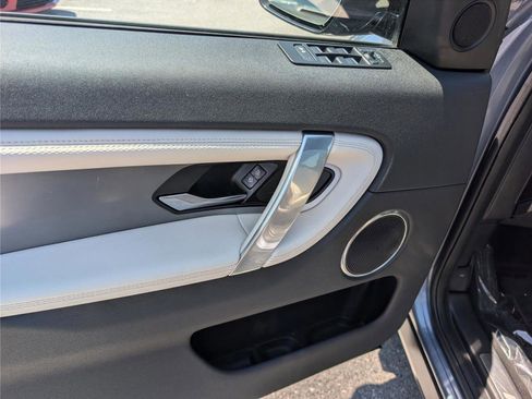 Used 2022 Land Rover Discovery Sport S R-Dynamic AWD/4WD image 18