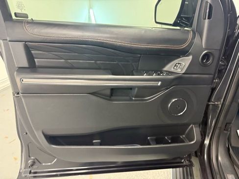 Used 2024 Ford Expedition Max Platinum image 14