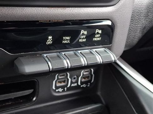 Used 2022 RAM 1500 Big Horn AWD/4WD image 24
