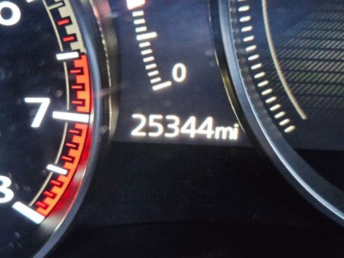 Used 2020 MAZDA MAZDA3 Hatchback image 30