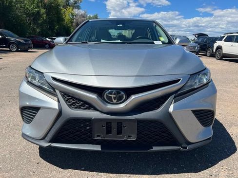 Used 2019 Toyota Camry SE w/ Audio Package FWD image 9