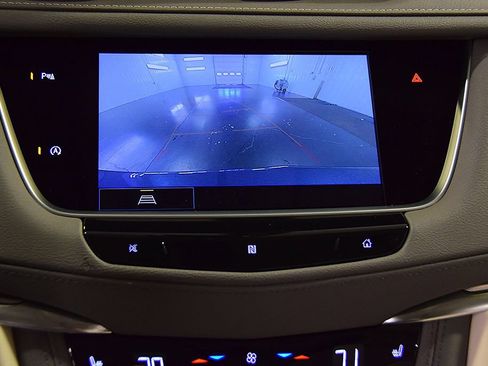 Used 2021 Cadillac XT5 Premium Luxury FWD image 27