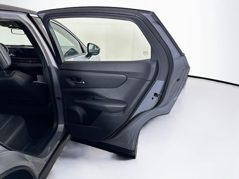 Used 2024 Nissan Ariya FWD image 30