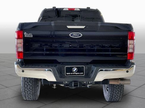 Used 2022 Ford F250 Lariat w/ FX4 Off-Road Package AWD/4WD image 4