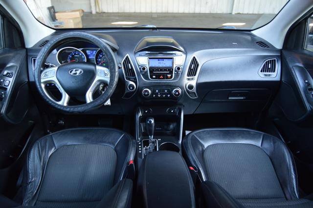 Used 2012 Hyundai Tucson GLS AWD/4WD image 14