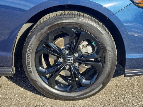 Used 2025 Honda Accord SE image 8