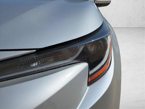 Used 2022 Toyota Corolla LE FWD image 9