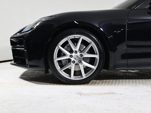 Certified 2025 Porsche Panamera 4 image 26
