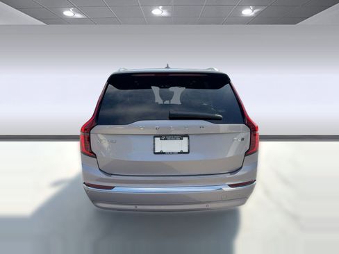 New 2026 Volvo XC90 B6 Plus w/ Protection Package Premier image 10