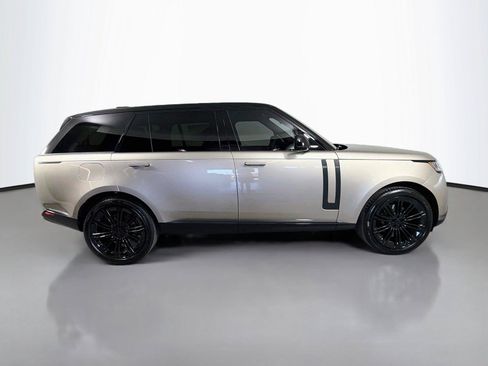 New 2026 Land Rover Range Rover Long Wheelbase SE AWD/4WD image 4
