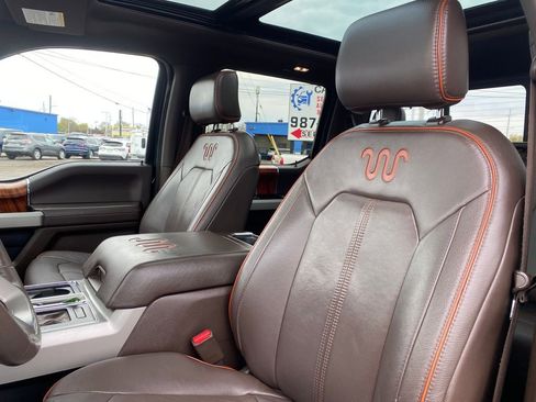 Used 2016 Ford F150 King Ranch w/ Equipment Group 601A Luxury AWD/4WD image 10