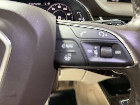 Used 2017 Audi Q7 3.0T Premium Plus AWD/4WD image 31