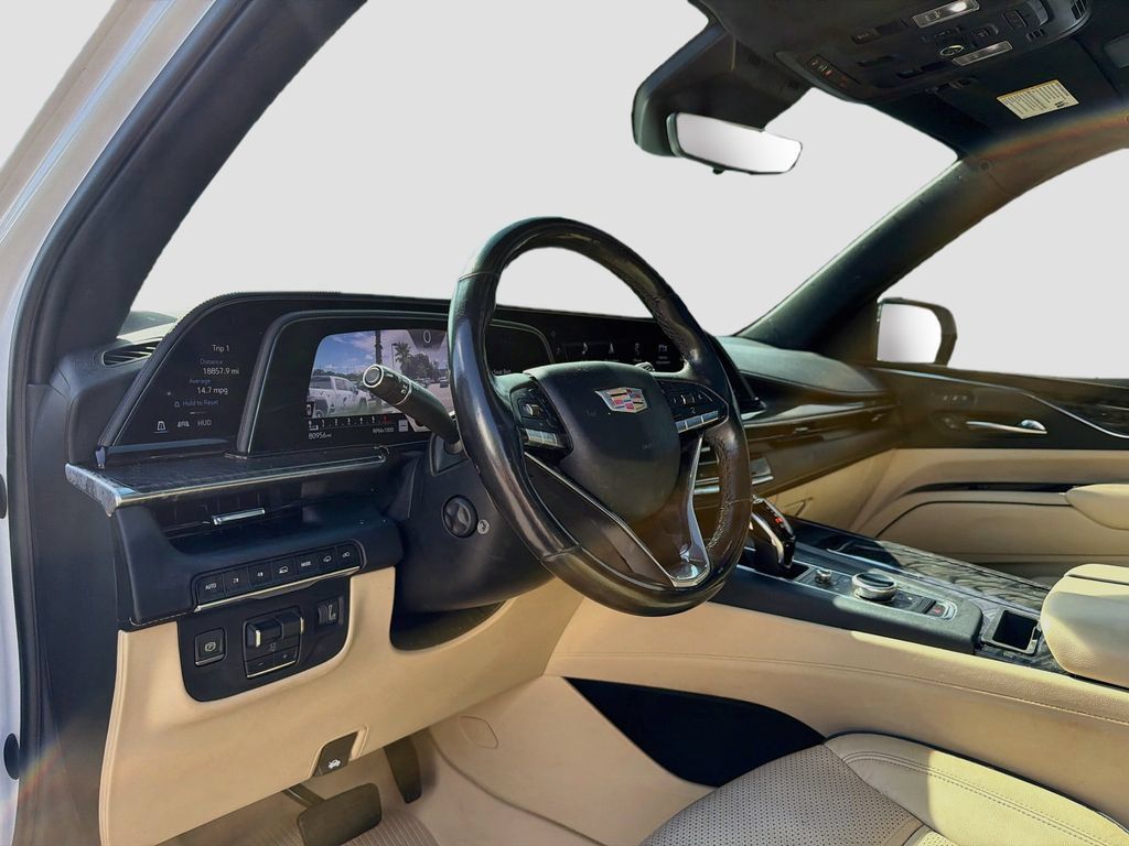 Used 2021 Cadillac Escalade ESV Premium Luxury w/ Driver Assist Tech Package AWD/4WD image 9