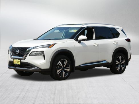Certified 2023 Nissan Rogue SL w/ SL Premium Package AWD/4WD image 3