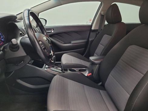 Used 2018 Kia Forte S image 17